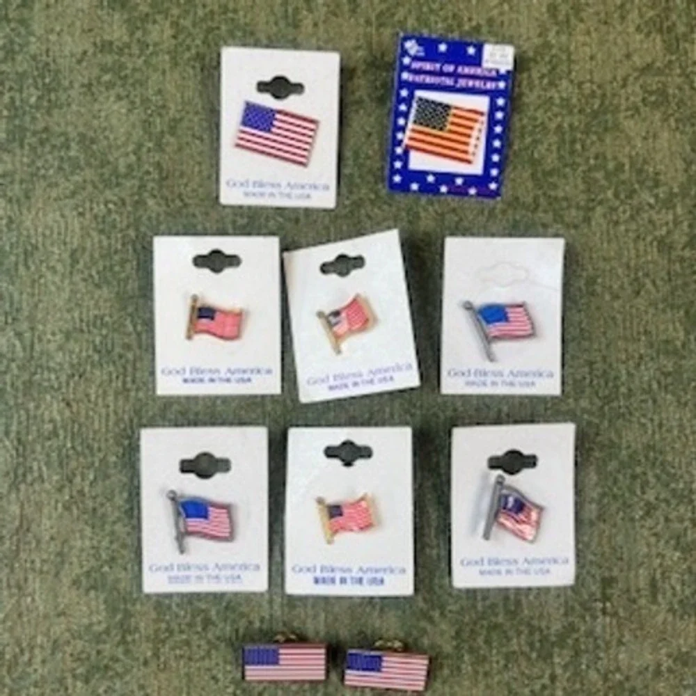 Set‎ of 10 Vintage American Flag Enamel Pins USA Patriotic God Bless America